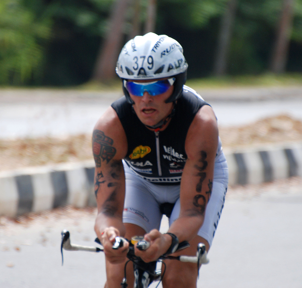 IMMalaysia09_YvonneMassage.JPG_TommyBikeBig