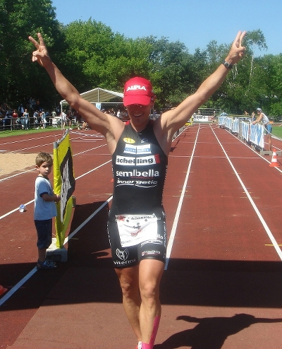 KarrlsfelderTriathlon07_ThomasFinish.jpg