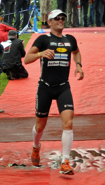 SalzburgerlandTri09_ThomasFinish2.jpg