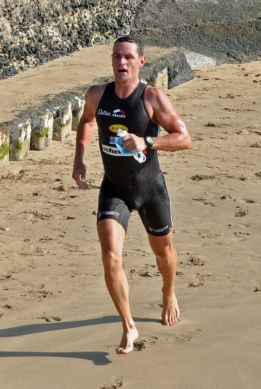 TeamMango_SprintTriathlon_Tommy SwimExit